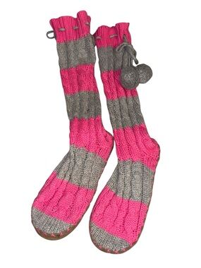 Vintage Y2K PINK sweater boots